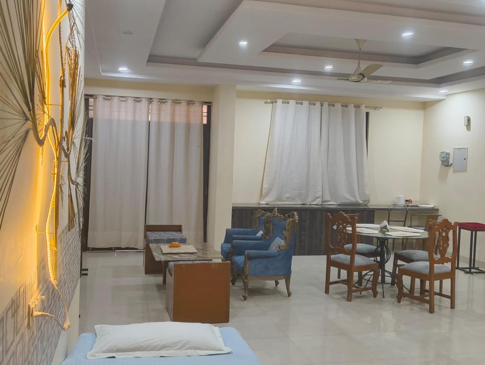 Elite Room - A Home Away Divisione di Divisione di Jaipur Esterno foto